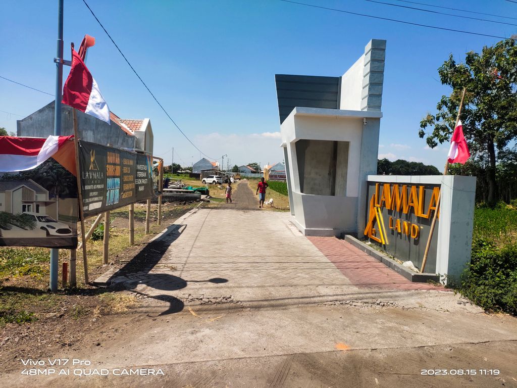 foto gerbang perumahan PERUM LAVMALA LAND 2