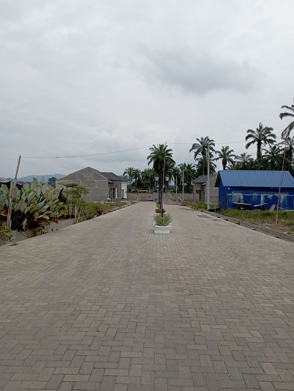 foto posisi tengah perumahan HARMONI REGENCY