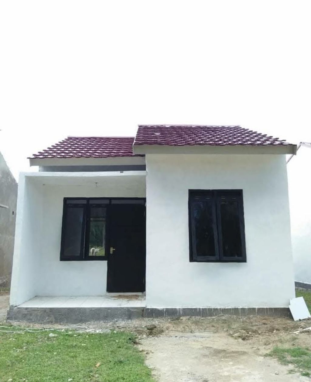 foto tampak rumah tipe 36 perumahan Pengubaian Indah Permai