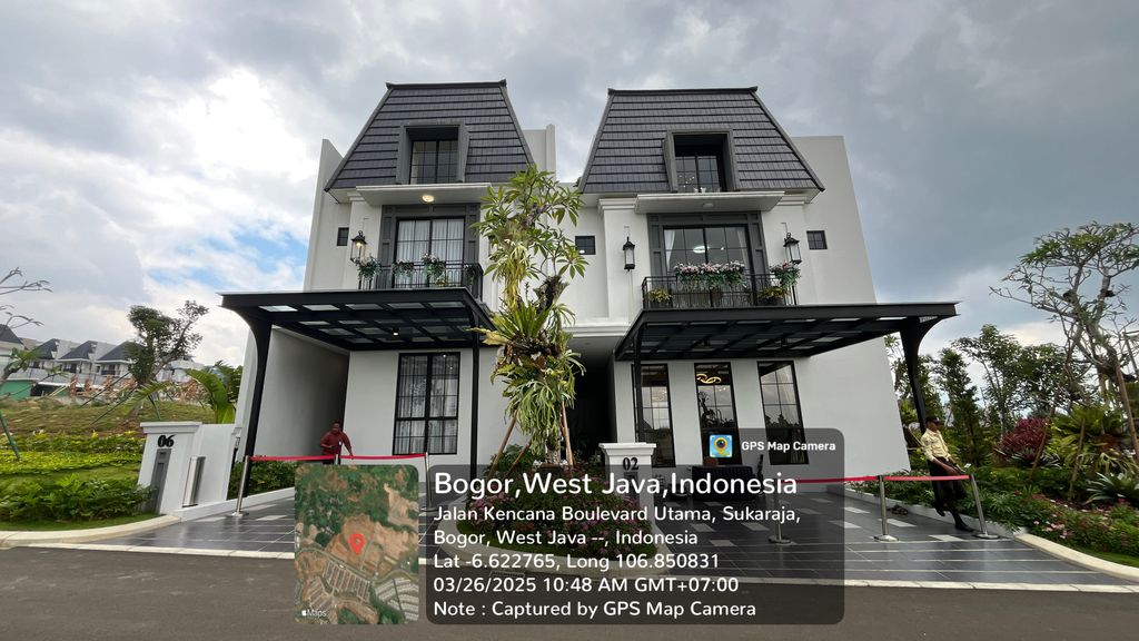 foto contoh rumah perumahan The Ebony Residence