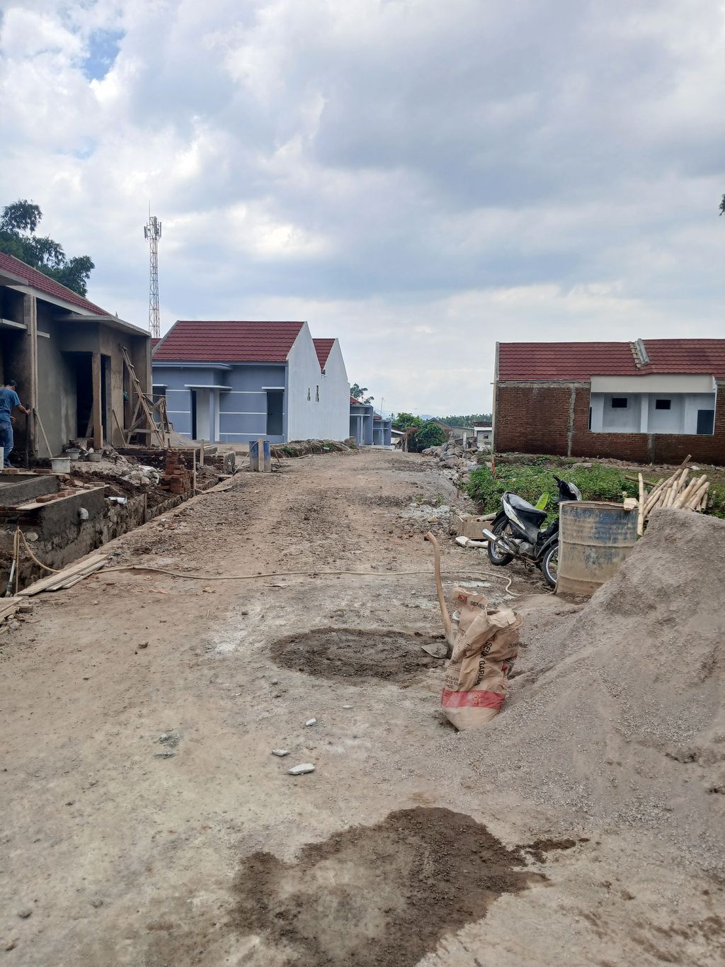 foto posisi tengah perumahan Kanaya Samarang Residence
