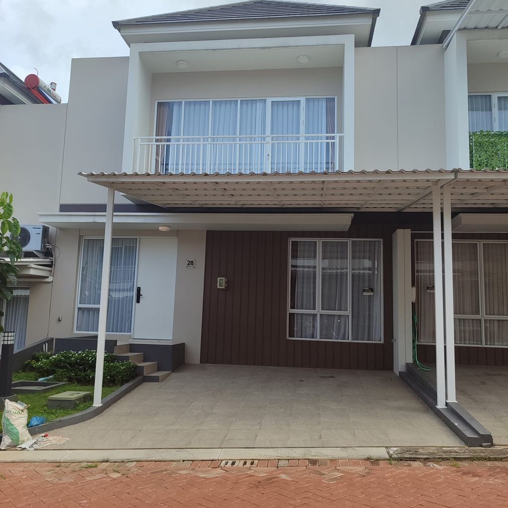 foto tampak rumah tipe PARAMOUNT VILLAGE PAPANDAYAN 28 perumahan PARAMOUNT VILLAGE SEMARANG