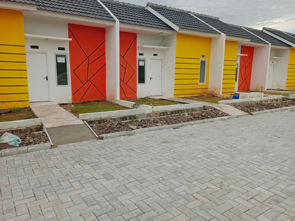foto tampak rumah tipe Cluster 30/60 (Subsidi) perumahan PURI KALIMAYA