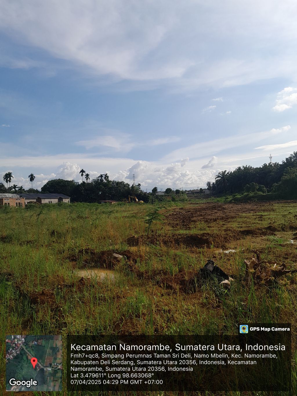 foto posisi tengah perumahan Royal Genesis