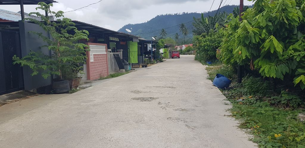 foto gerbang perumahan MEGA BOLA RESIDANCE 2