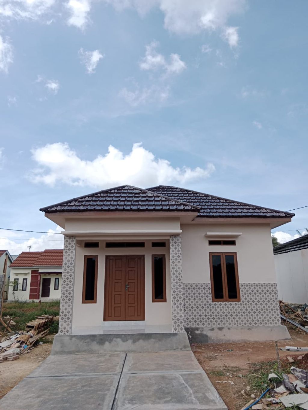 foto tampak rumah tipe 36 perumahan AMBUNGAN PERMAI
