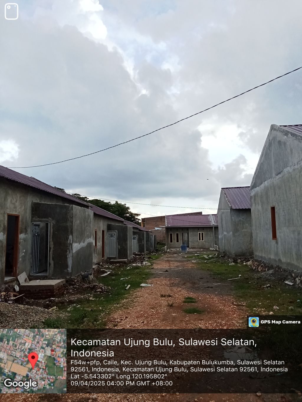 foto posisi tengah perumahan PERUMAHAN TIARA RESIDENCE 10