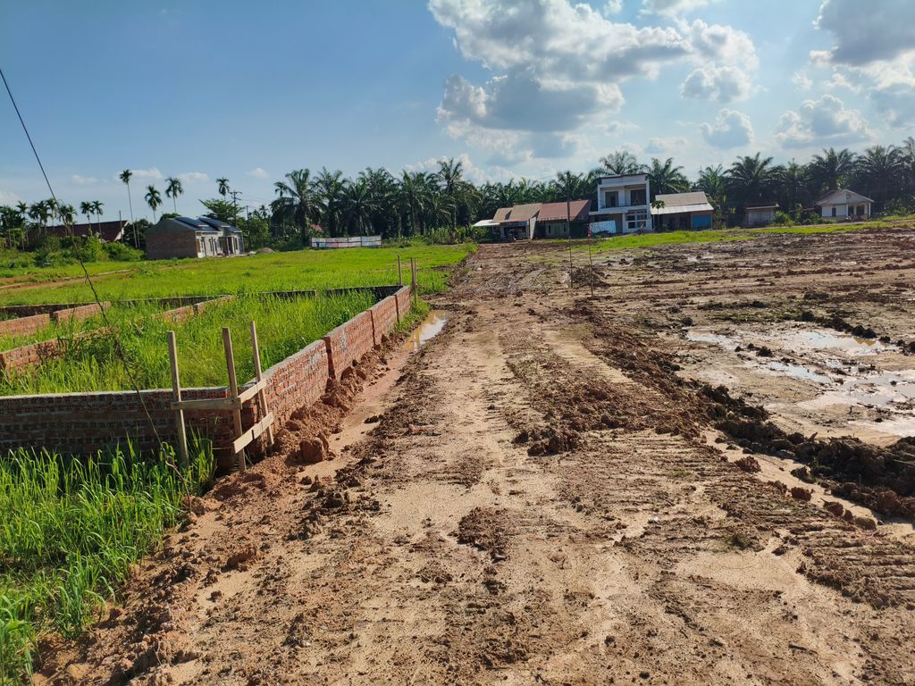 foto posisi tengah perumahan Bratanata Residence 11