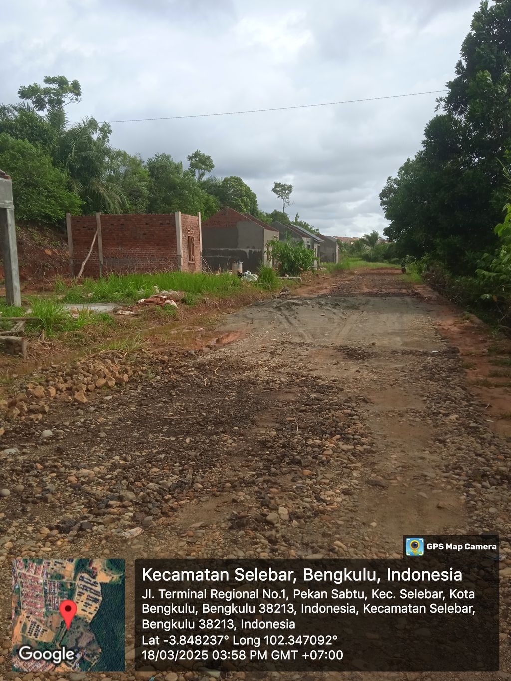 foto posisi tengah perumahan Safira Residence 2