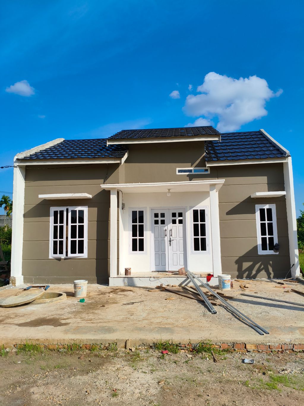 foto contoh rumah perumahan Bratanata Residence 11