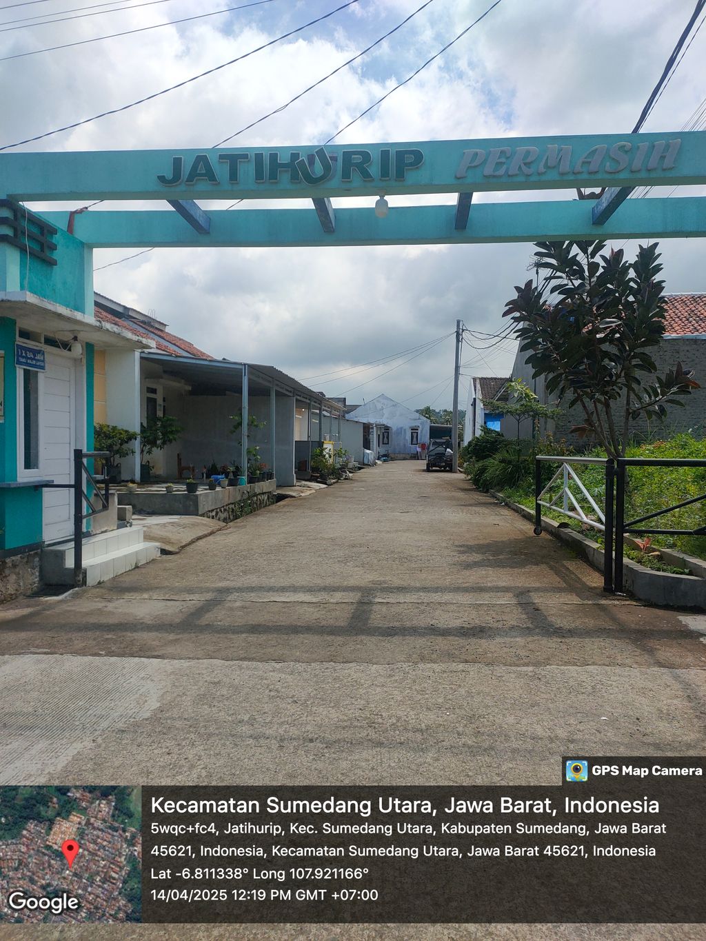foto gerbang perumahan JATIHURIP PERMASIH 2