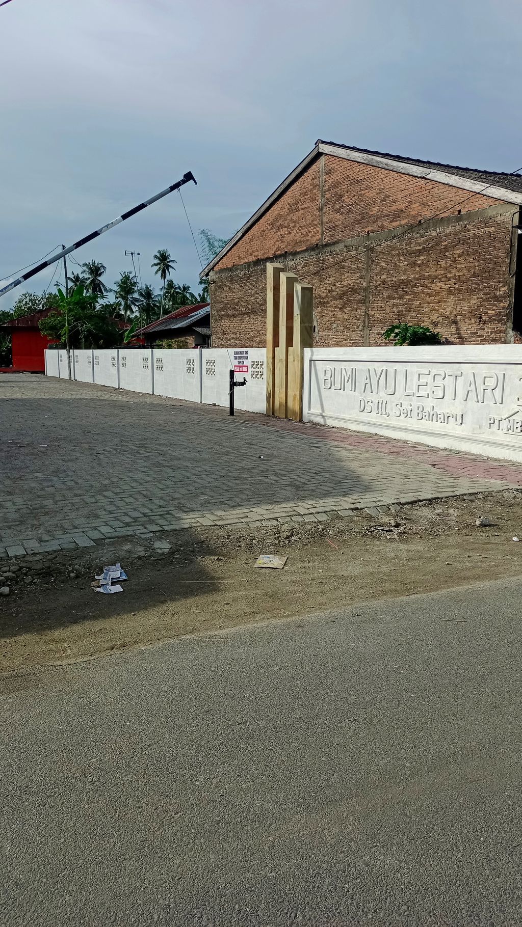 foto gerbang perumahan BUMI AYU LESTARI TAHAP 3 PENGEMBANGAN