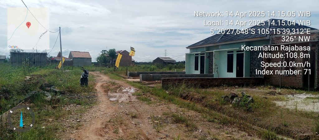 foto posisi tengah perumahan Perumahan AMORA
