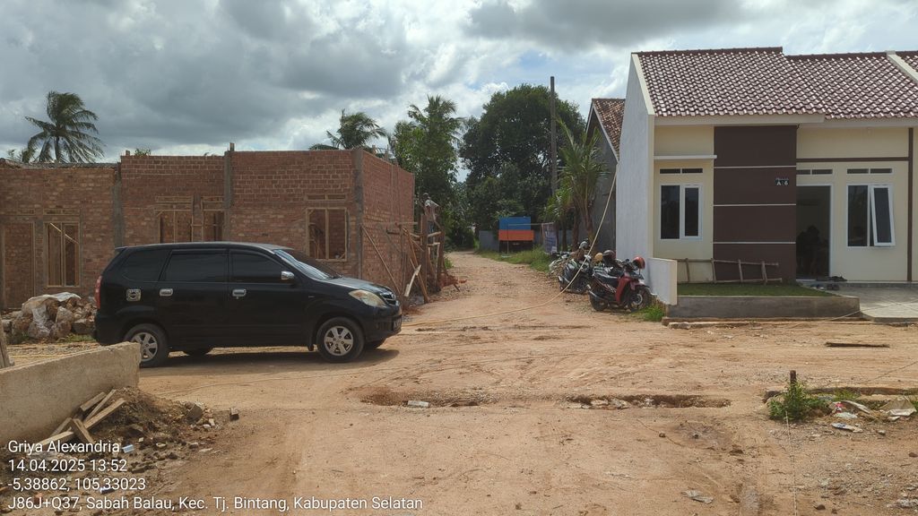 foto gerbang perumahan GRIYA ALEXANDRIA