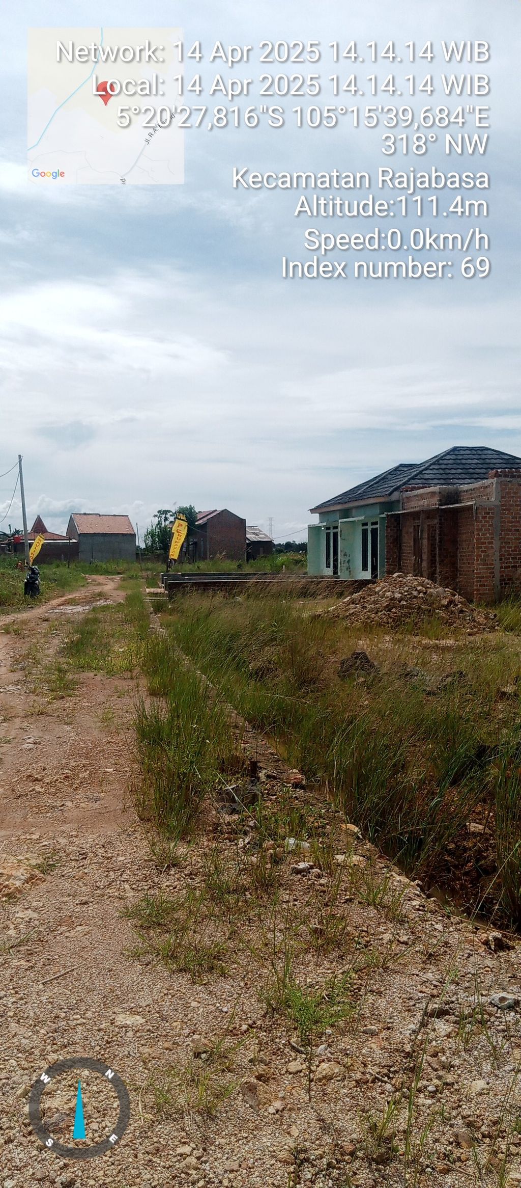 foto gerbang perumahan Perumahan AMORA