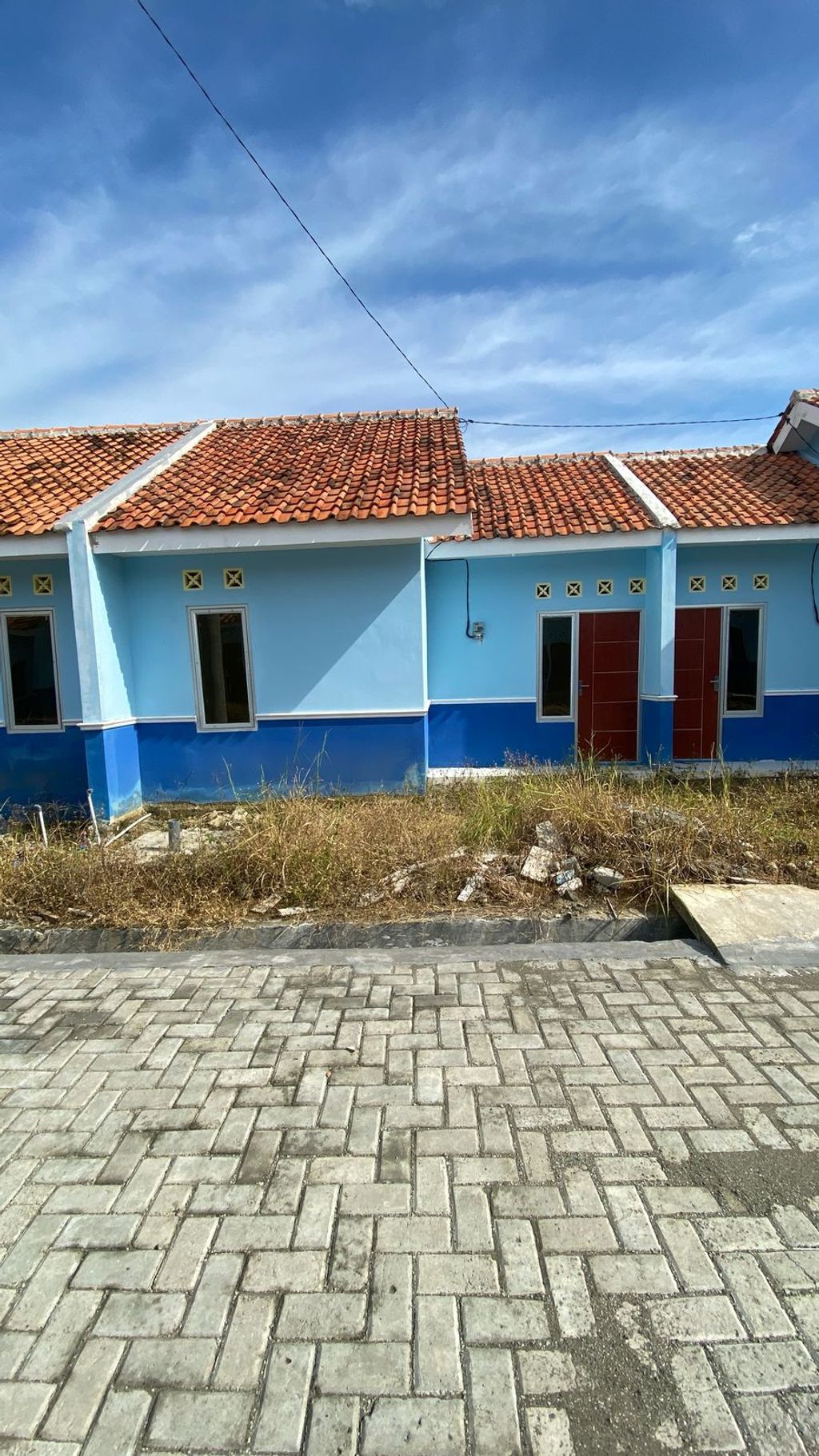 foto tampak rumah tipe E NO 46 perumahan GRAND MAHKOTA SULTAN 4