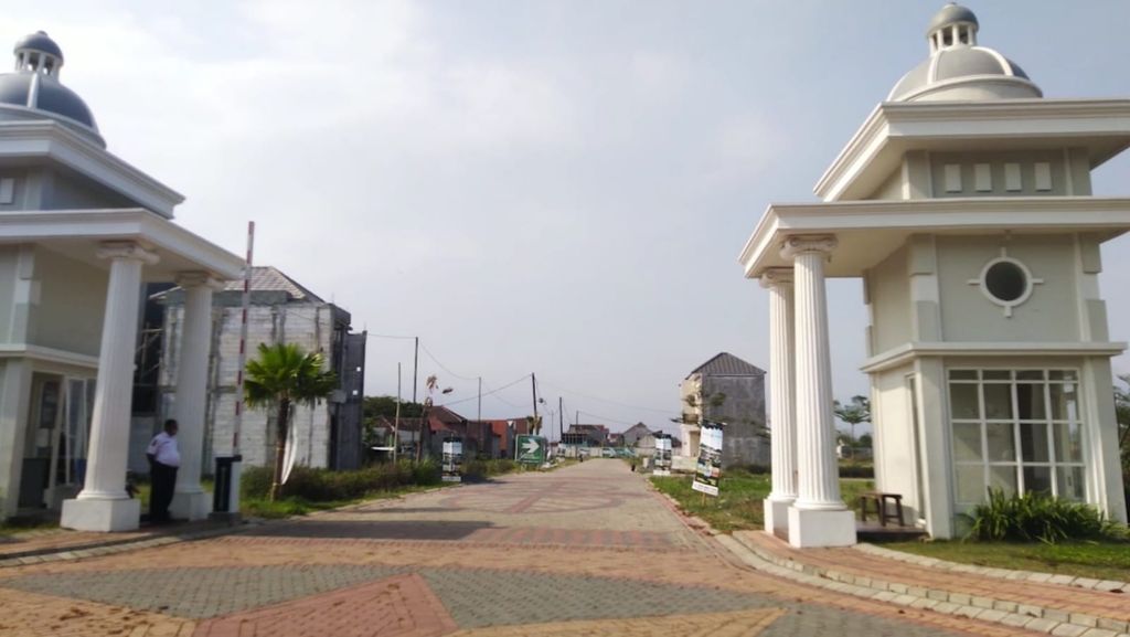 foto posisi tengah perumahan GREEN DIAMOND RESIDENCE BLOK E