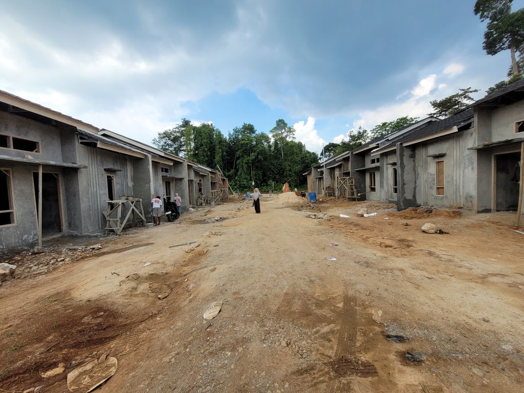 foto posisi tengah perumahan GRAHA DAFISTA INDAH 1