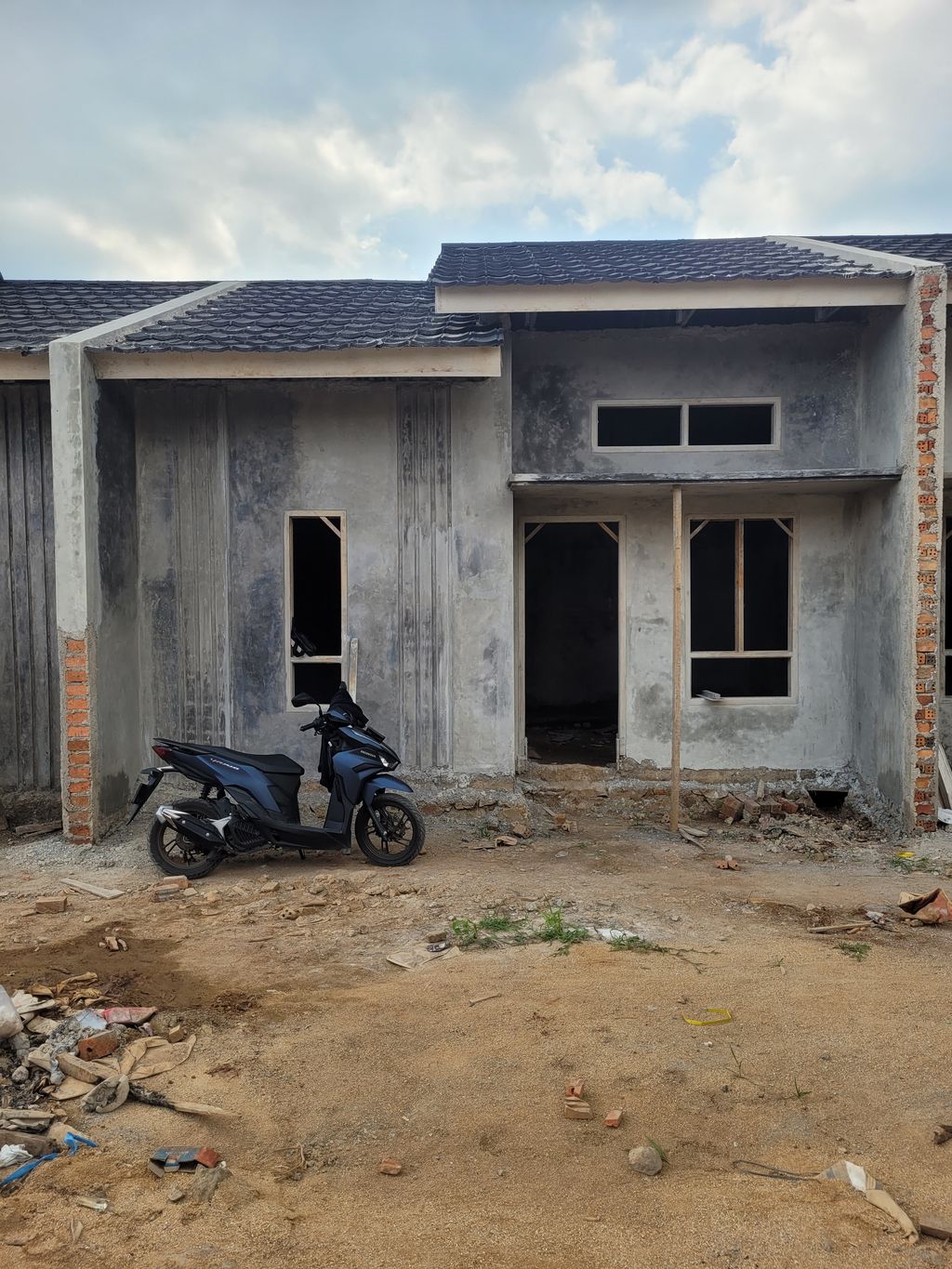 foto contoh rumah perumahan GRAHA DAFISTA INDAH 1