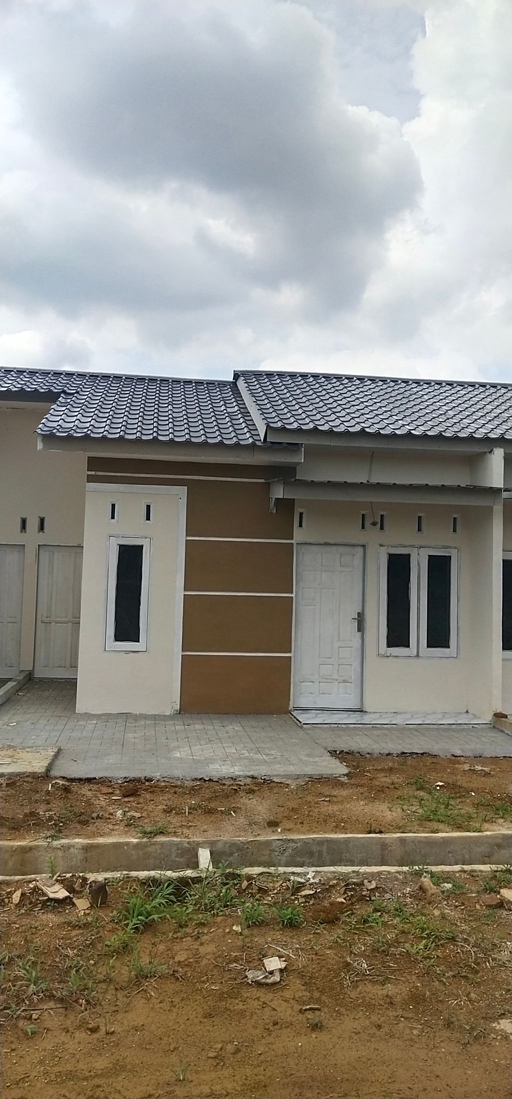 foto contoh rumah perumahan PARASIAN RESIDENCE 3