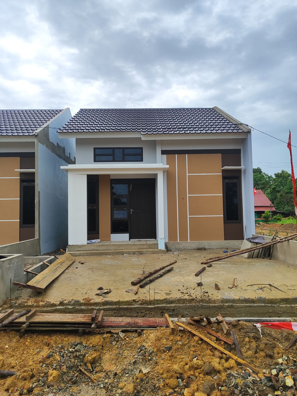 foto contoh rumah perumahan DE AMBASSADOR HILLS 3