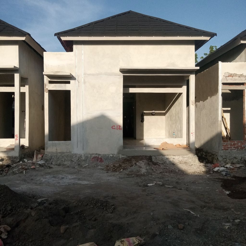 foto contoh rumah perumahan TERATAI REGENCY