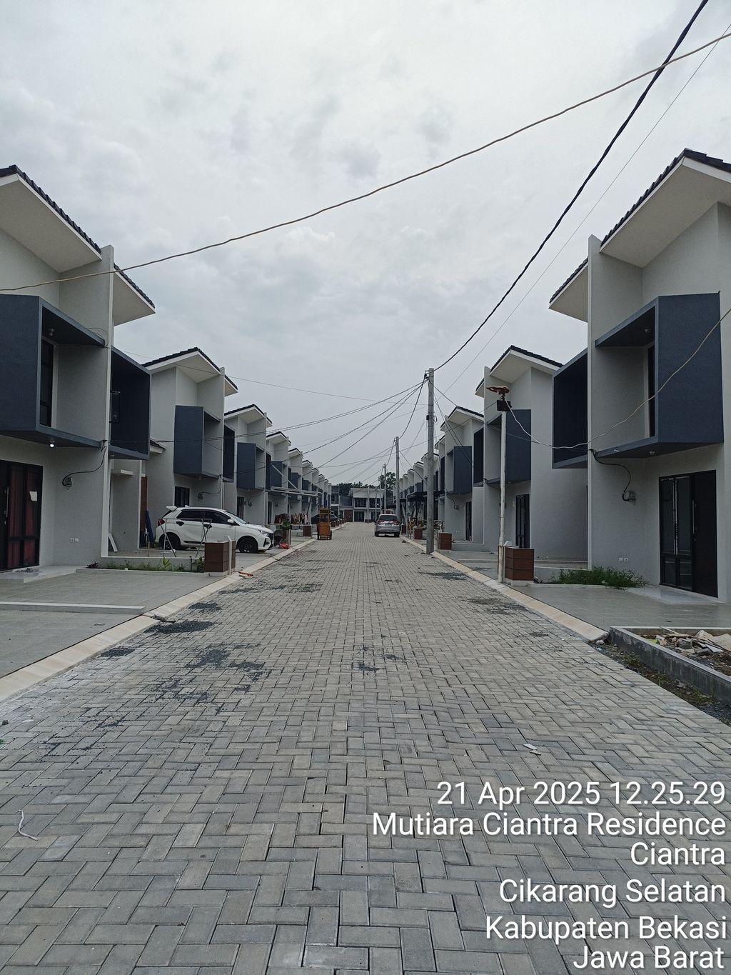 foto posisi tengah perumahan ALDERA RESIDENCE