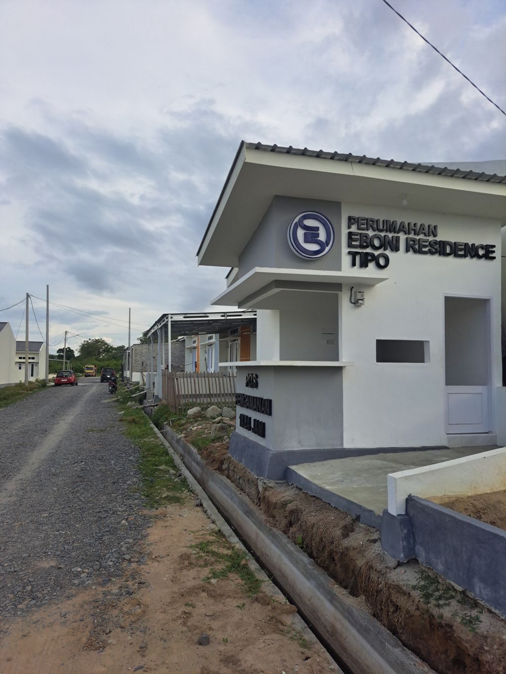 foto gerbang perumahan Perumahan Eboni Residence Tipo Tahap 2