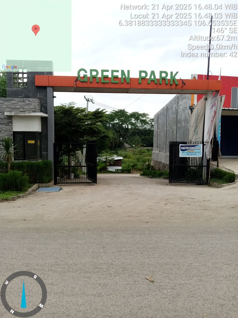 foto gerbang perumahan GREEN PARK