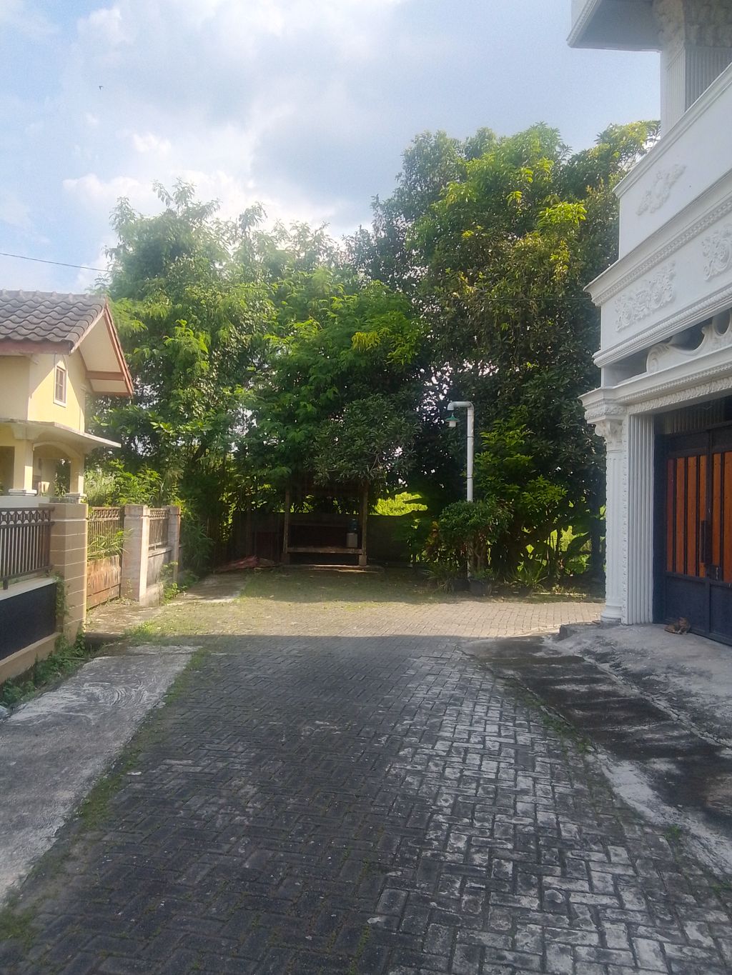 foto gerbang perumahan Delanggu Indah