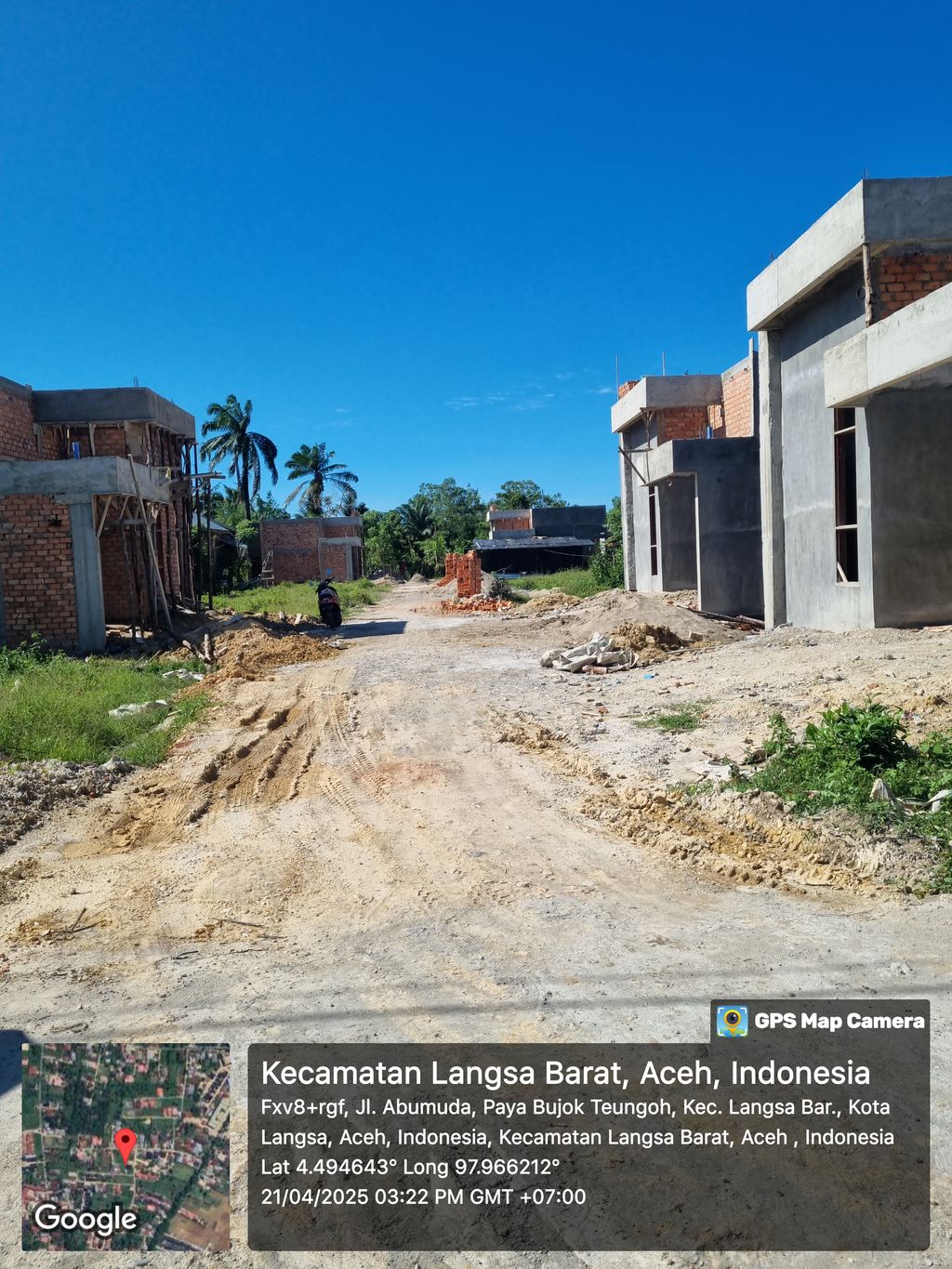 foto posisi tengah perumahan GRAND BACHRUM PERMATA