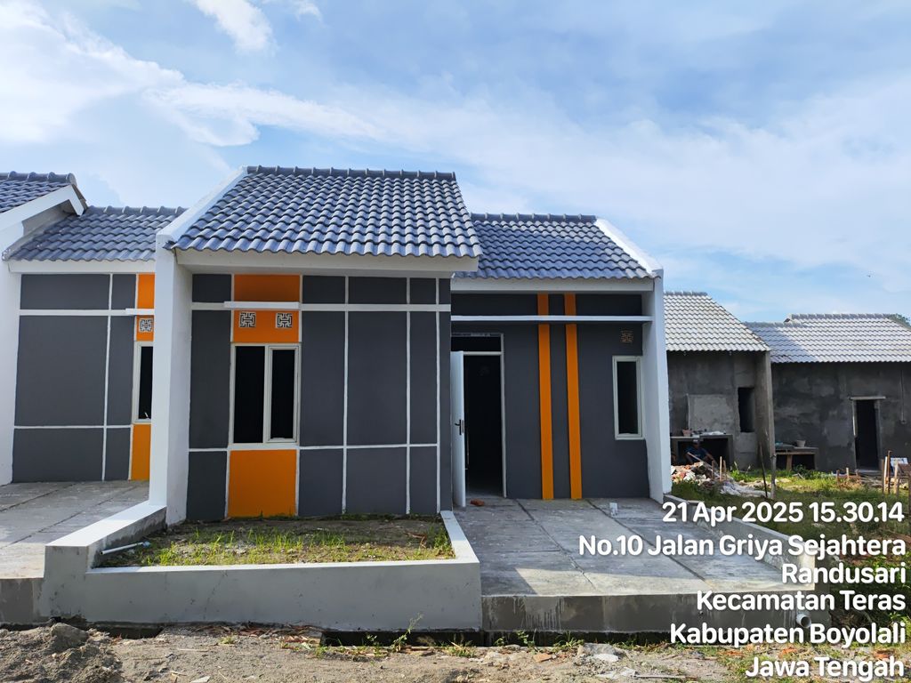 foto contoh rumah perumahan BUMI GAMERSI TERAS