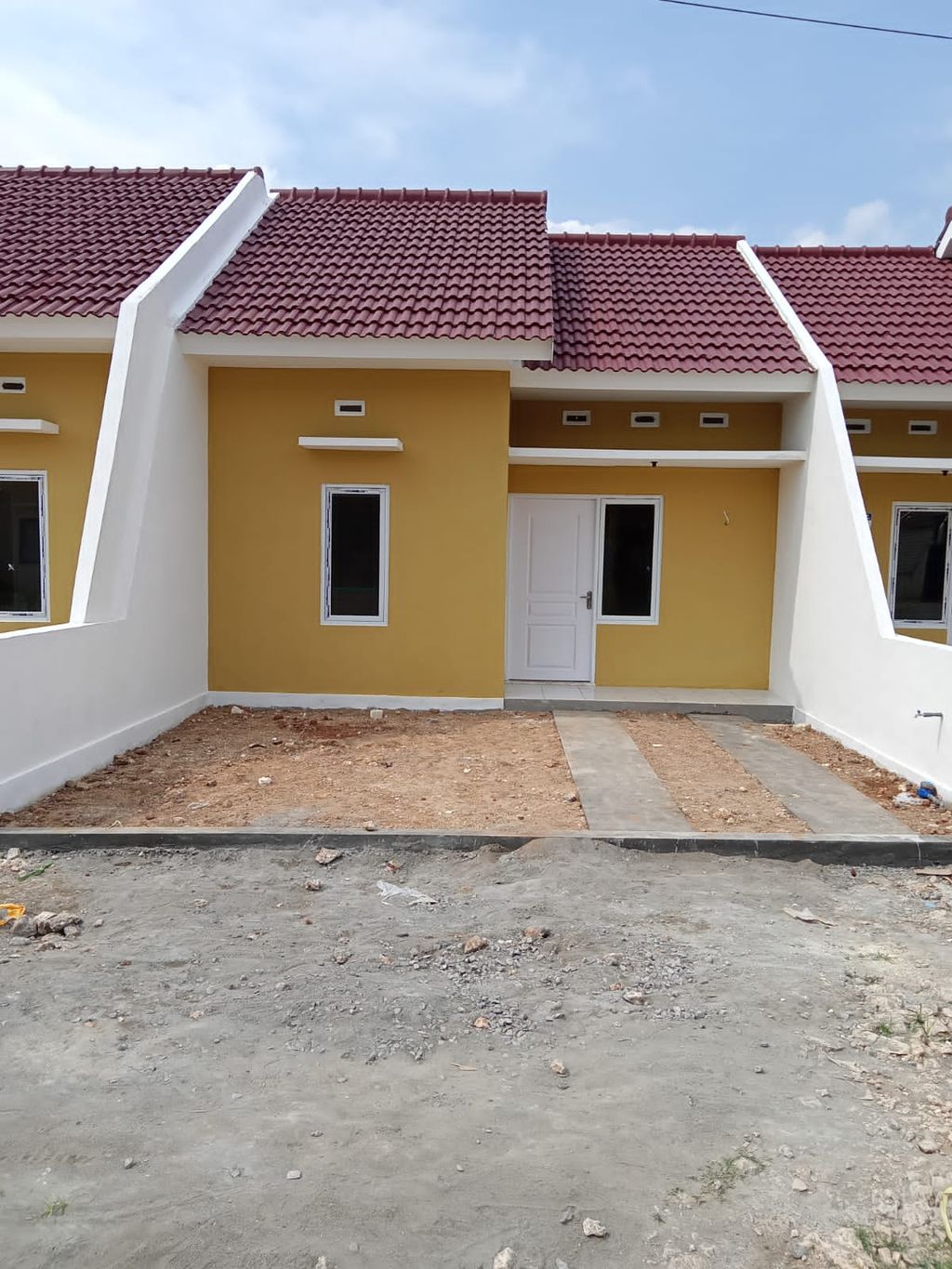 foto tampak rumah tipe 36/72 NEW perumahan JATIROGO INDAH PERMAI