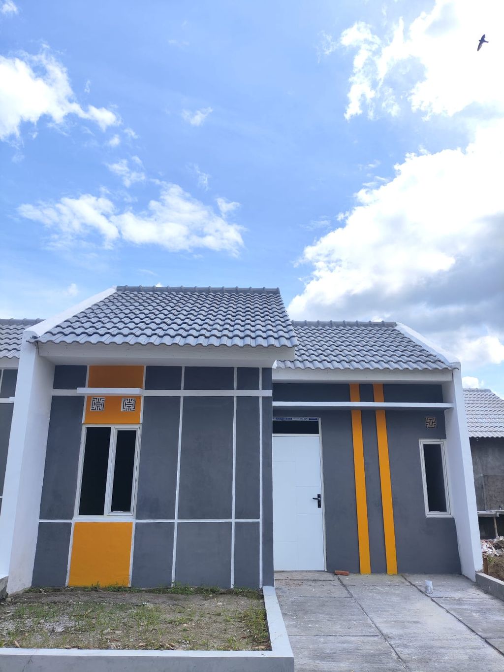 foto tampak rumah tipe 30/60 perumahan BUMI GAMERSI TERAS