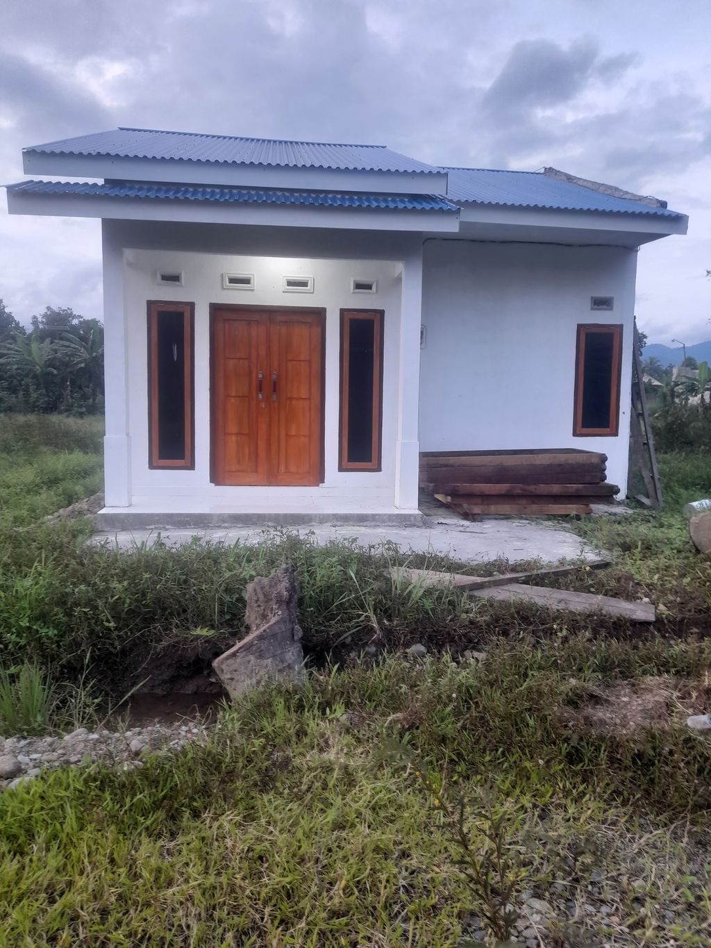 foto contoh rumah perumahan PERUMAHAN GRIYA LANUR BUNGKO