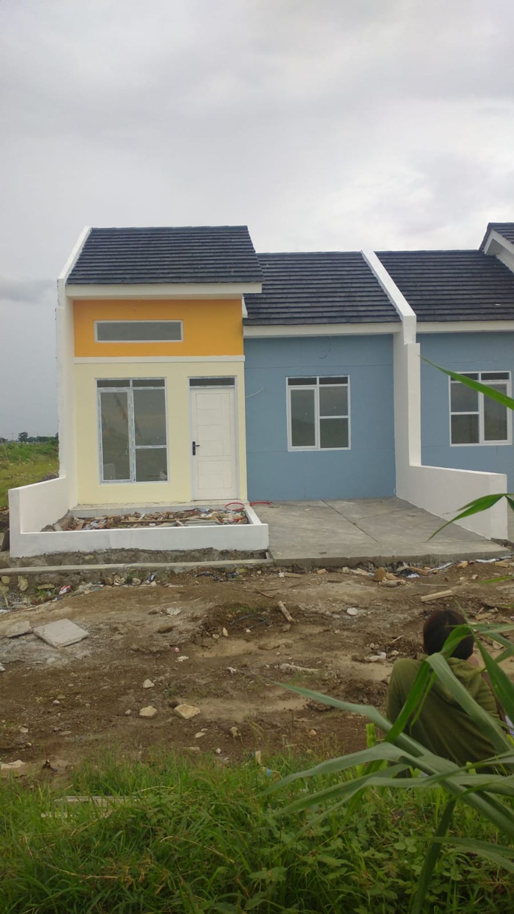 foto tampak rumah tipe 30/60 perumahan Grand Metro Ciledug