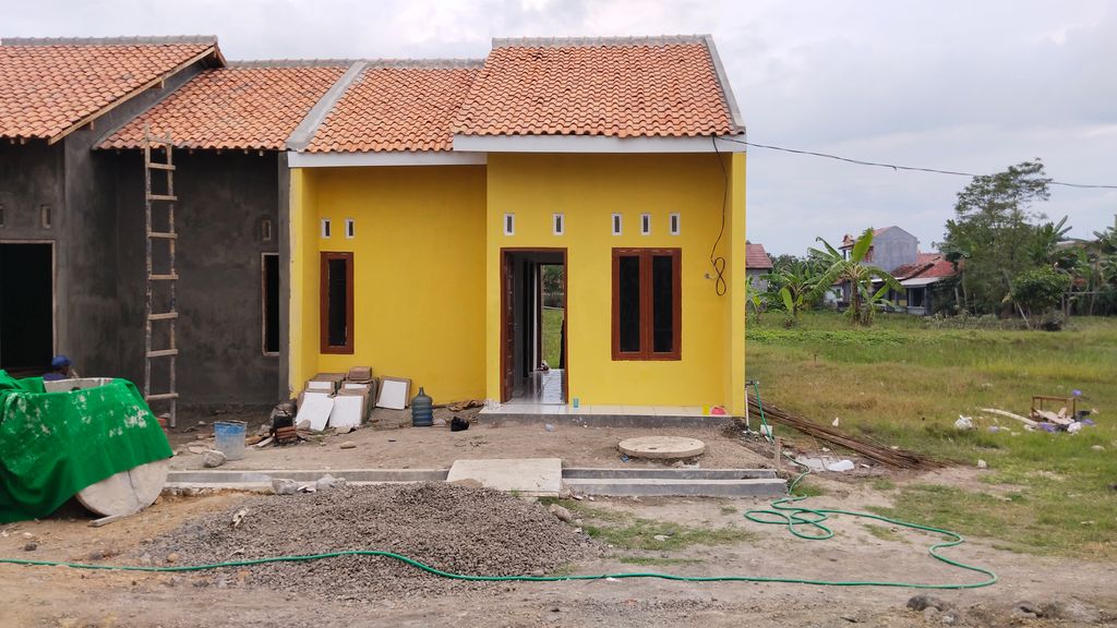 foto tampak rumah tipe 32 perumahan GRIYA LESTARI