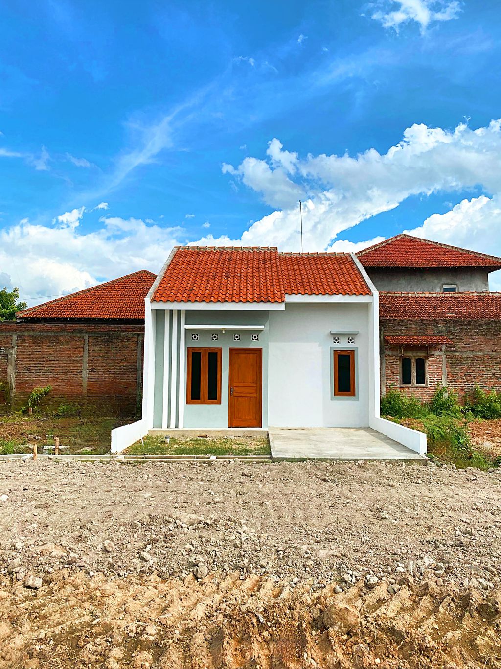 foto tampak rumah tipe 36/66 perumahan TEDUH PESONA