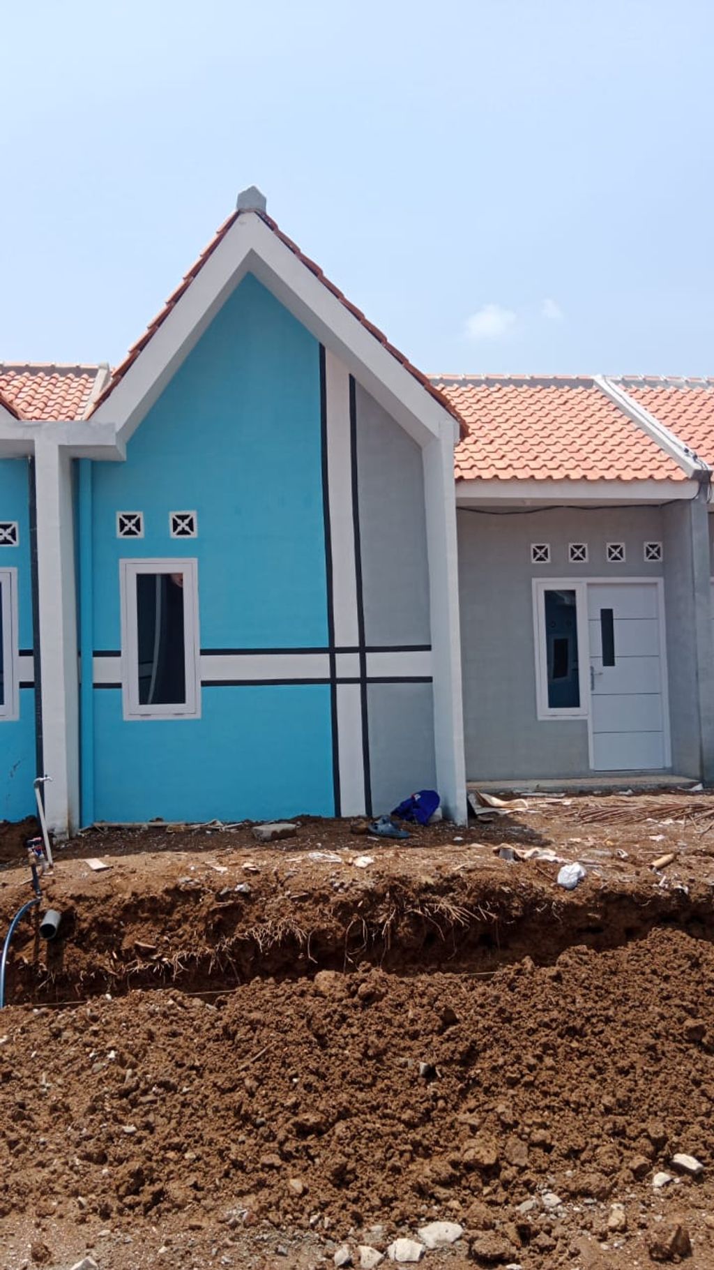 foto tampak rumah tipe 30/60 blok A no.10 perumahan GRAND MAHKOTA SULTAN 3
