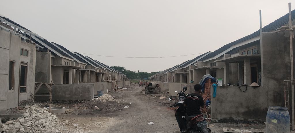 foto gerbang perumahan KEBONROMO RESIDENCE