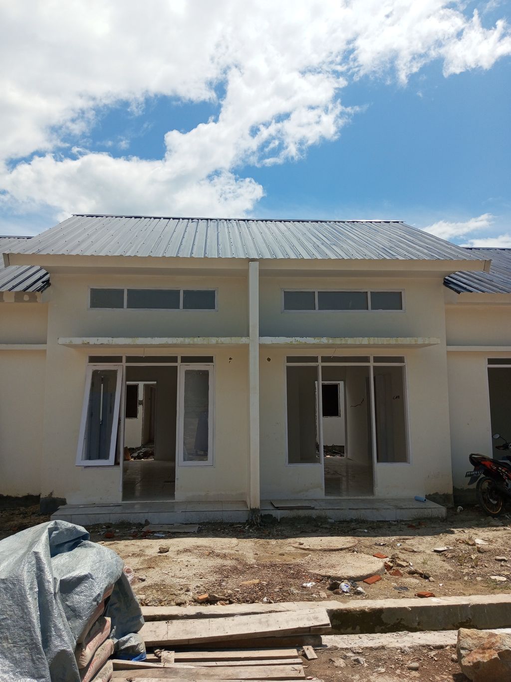 foto contoh rumah perumahan SM RESIDENCE 3 BENTENG