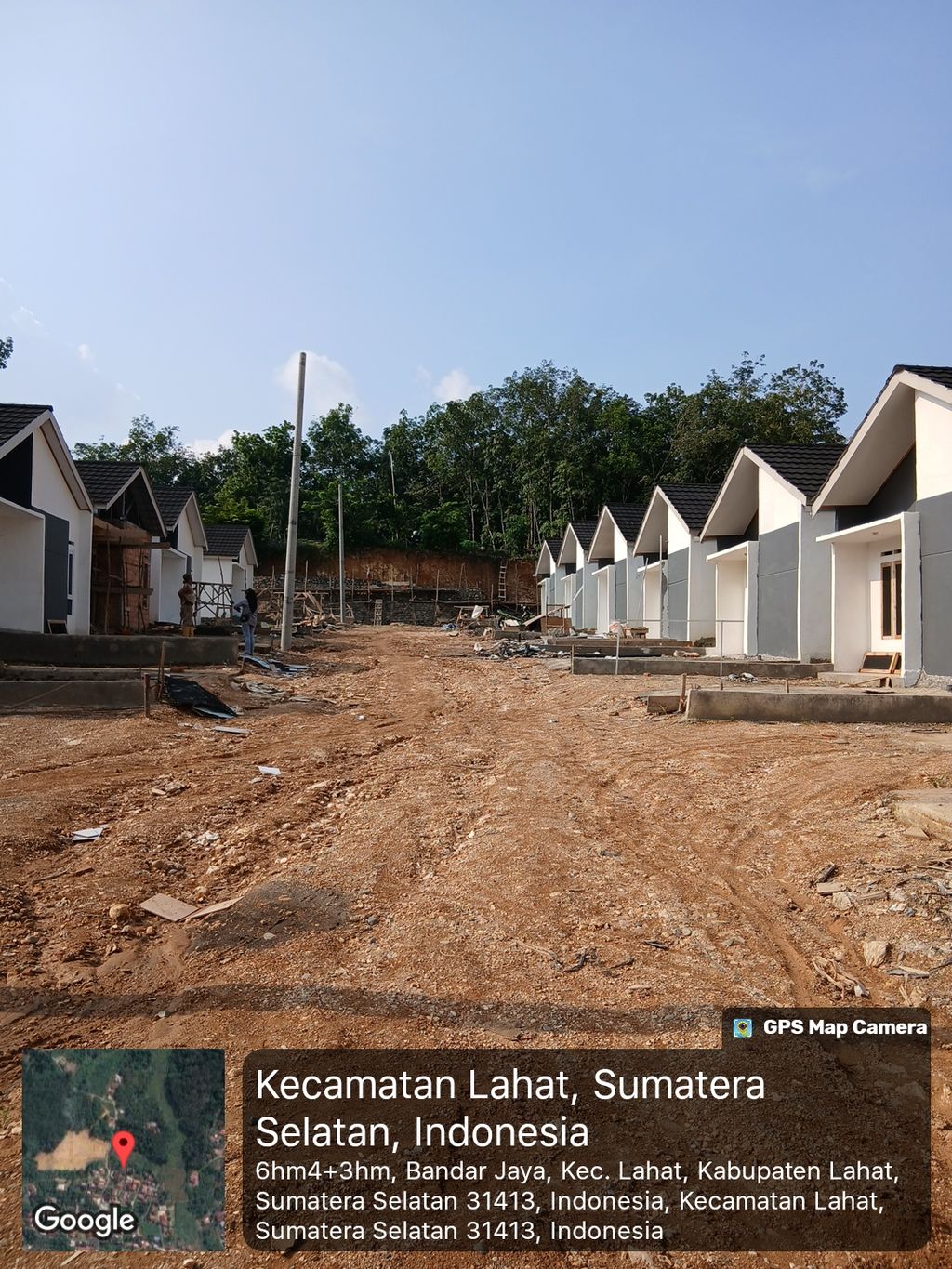 foto posisi tengah perumahan RIONA RESIDENCE