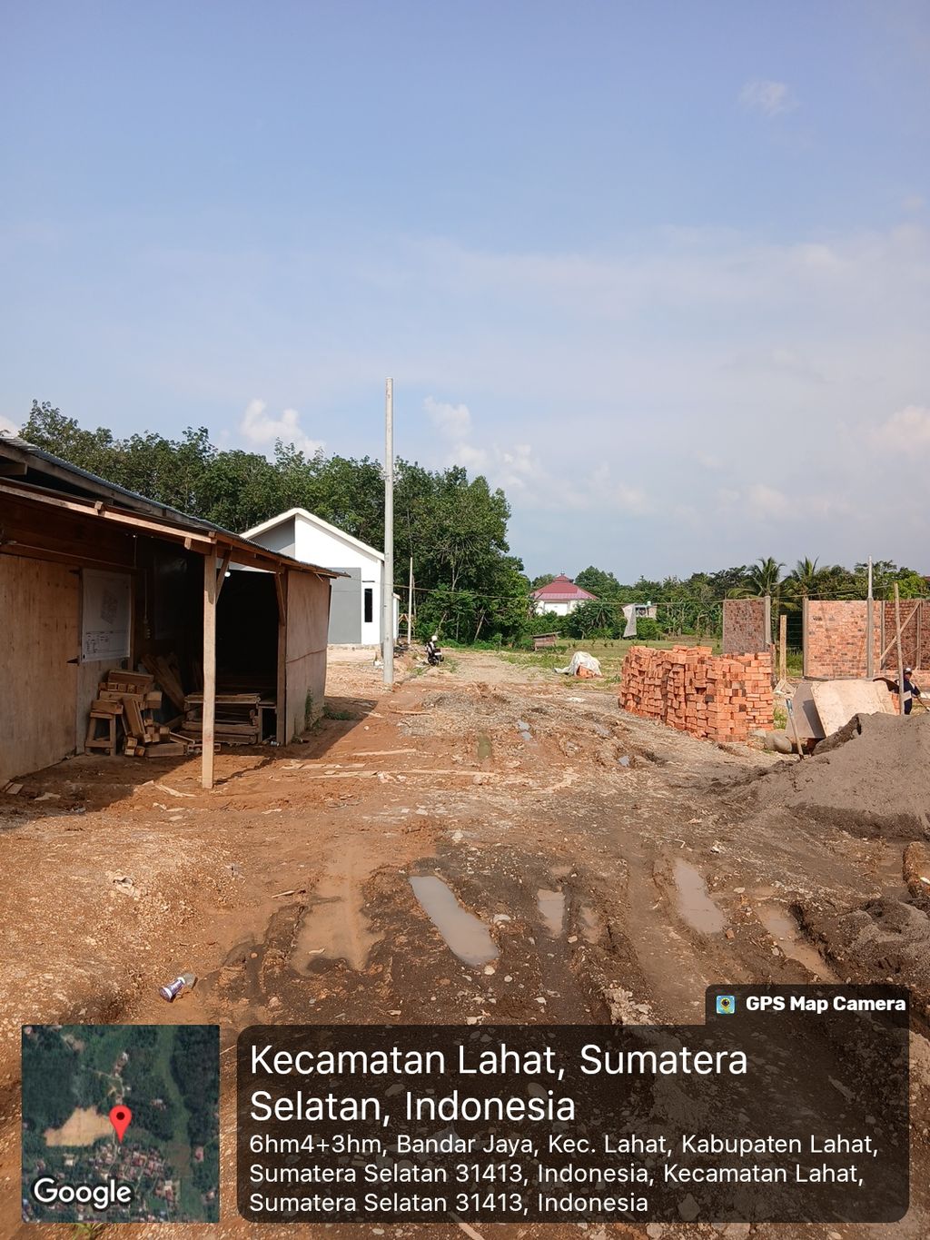 foto gerbang perumahan RIONA RESIDENCE