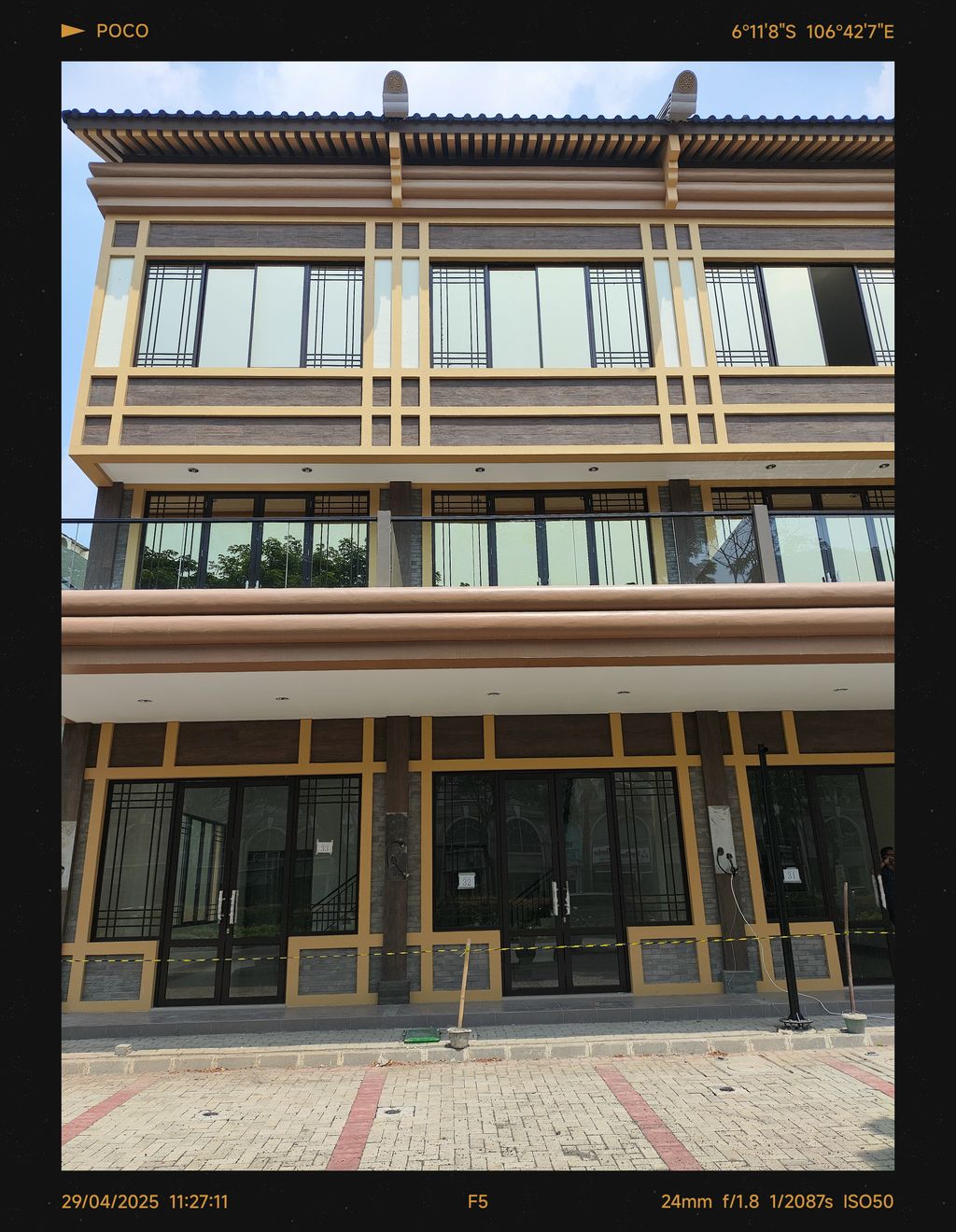 foto contoh rumah perumahan RUKAN KOREAN TOWN