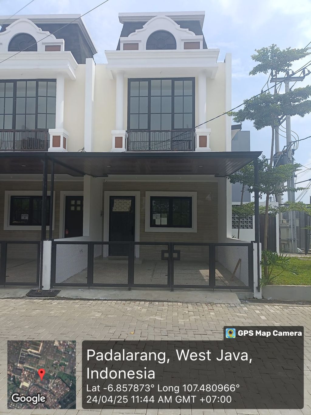 foto tampak rumah tipe 60 Compact Classic Athena (3KT) (2KM) (733) perumahan G-Land Padalarang Estate
