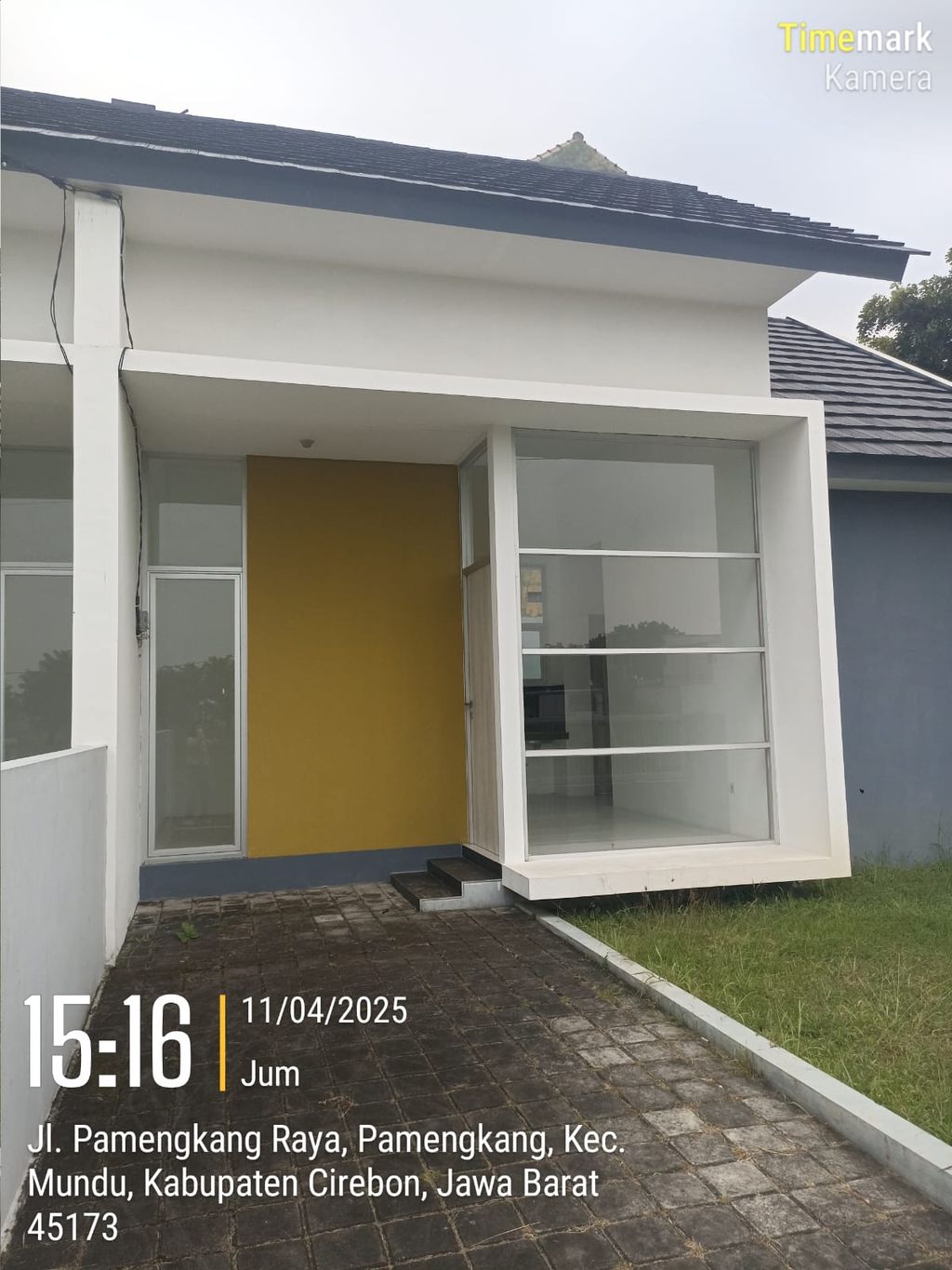 foto contoh rumah perumahan BUMI CIREBON ADIPURA