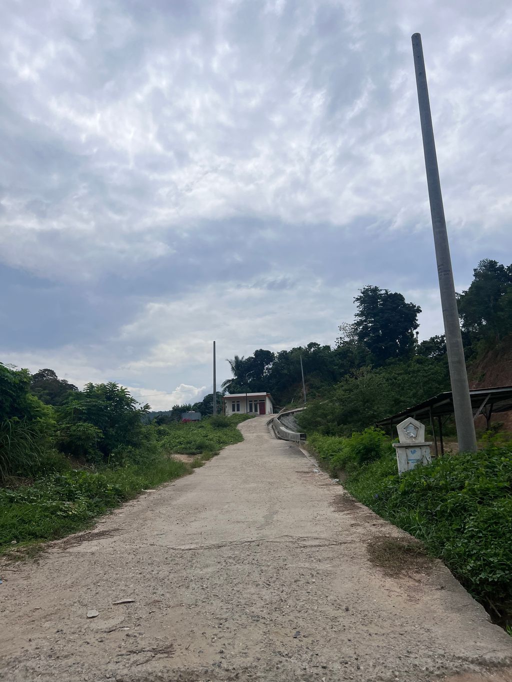 foto gerbang perumahan Watuliandu Hills