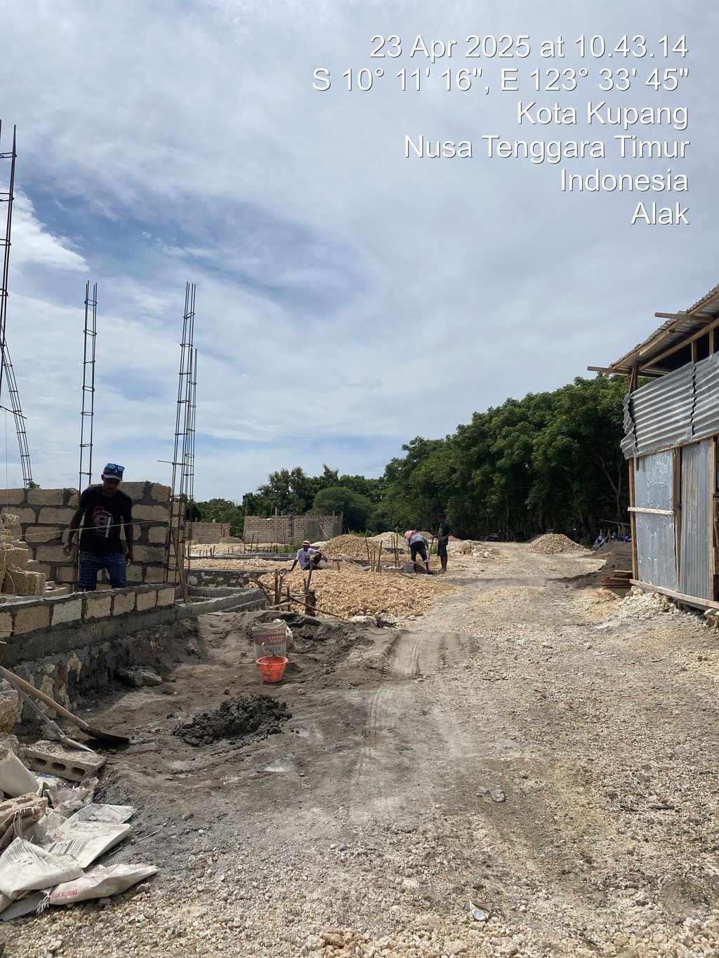 foto gerbang perumahan JATI REGENCY