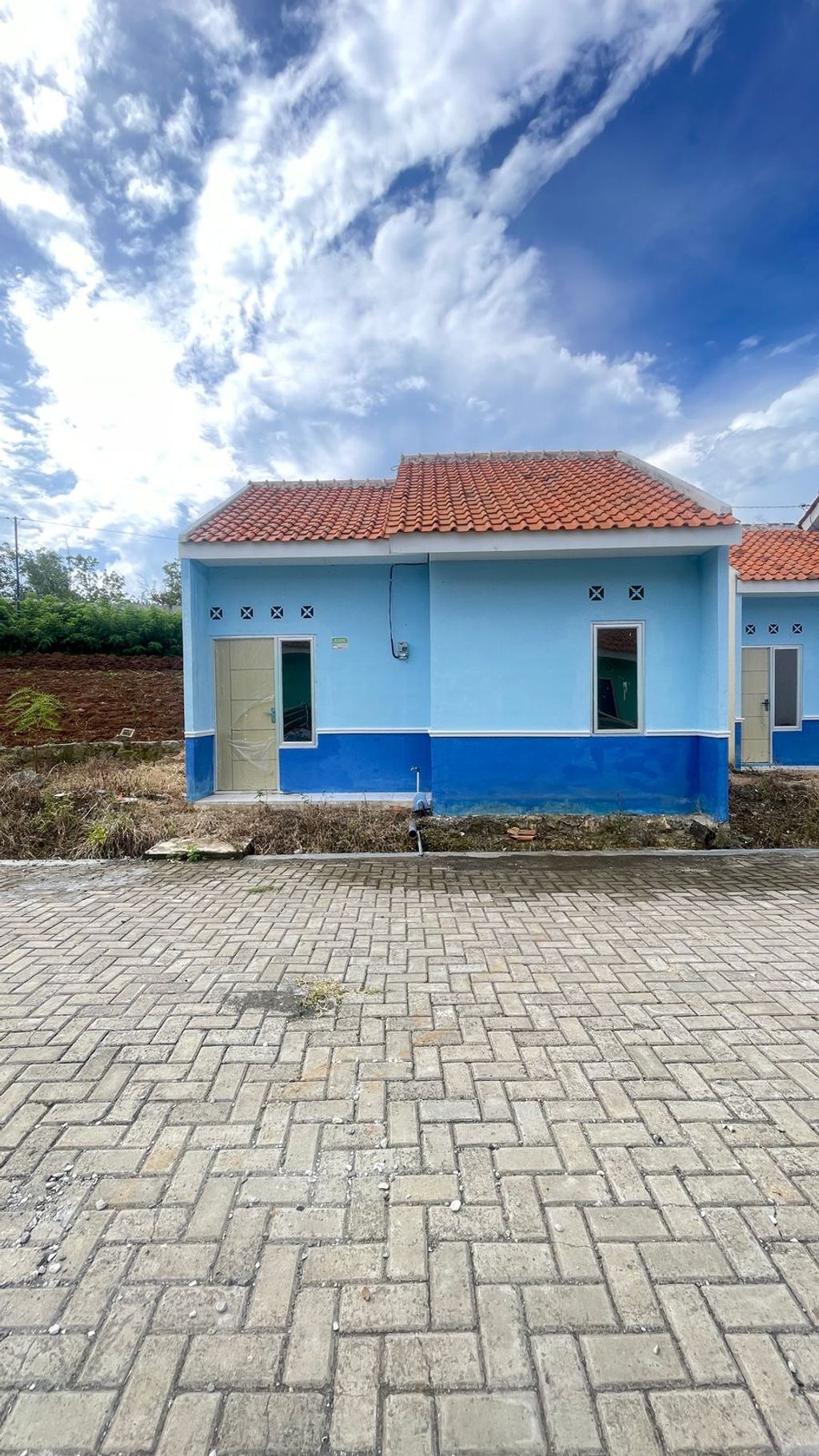 foto tampak rumah tipe 30/63 BLOK E NO 50 perumahan GRAND MAHKOTA SULTAN 4