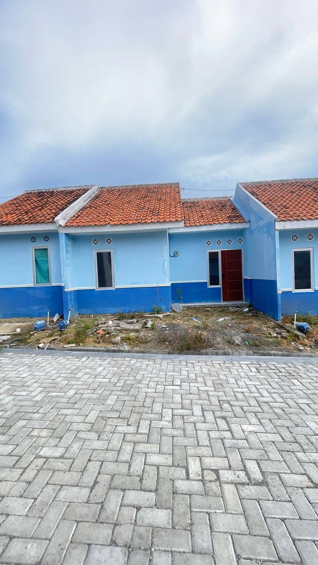 foto tampak rumah tipe 30/60 BLOK E NO 41 perumahan GRAND MAHKOTA SULTAN 4